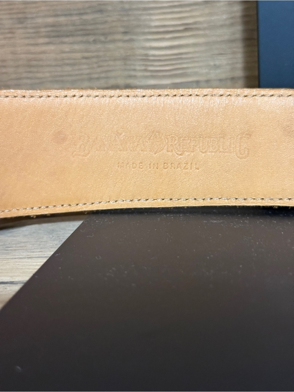 Banana Republic Wide Tan Leather Belt with Round Buckle - Picture 4 of 5